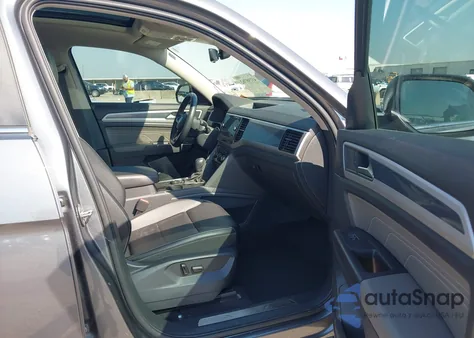 2022 Volkswagen Atlas 3.6L V6 Sel R-Line z USA, uszkodzony, nr VIN 1V2AR2CA2NC518299